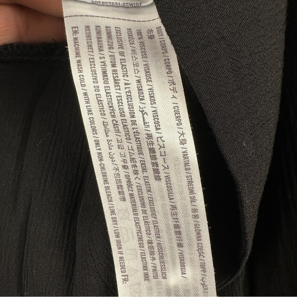 Abercrombie & Fitch Top Womens Small Black Babydoll Button Front Smocked Back - Picture 4 of 5